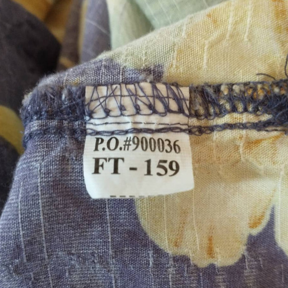 Breakwater Floral Hawaiian Button Down Shirt. Men's Medium. Blue Yellow - Picture 4 of 6